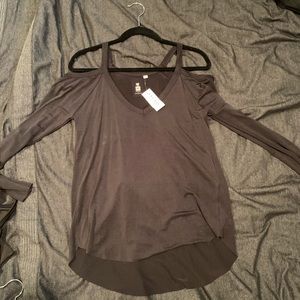 off shoulder long sleeve